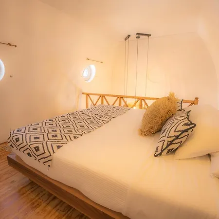 Holiday home Lovely House At Village Center Oia (Santorini)