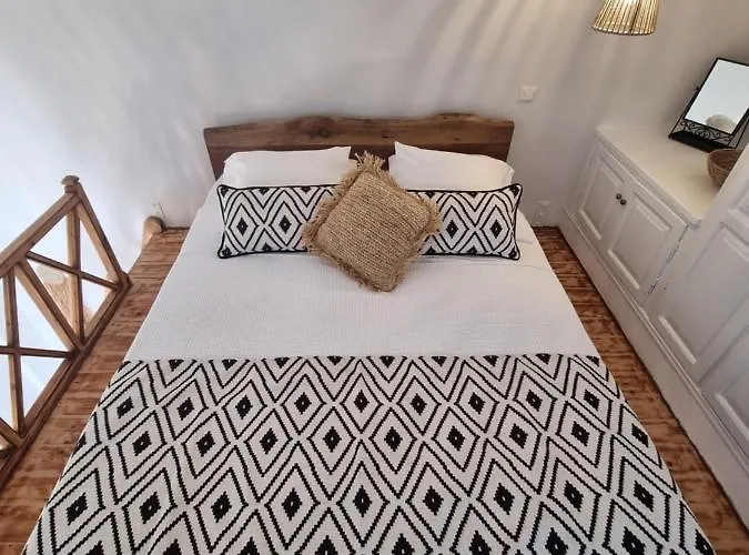 Lovely House At Village Center 펜션 *