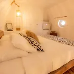 Lovely House At Village Center بيت للعطل
