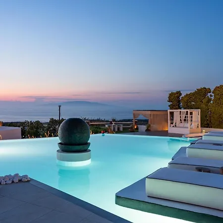 Lovely House At Village Center * Oia