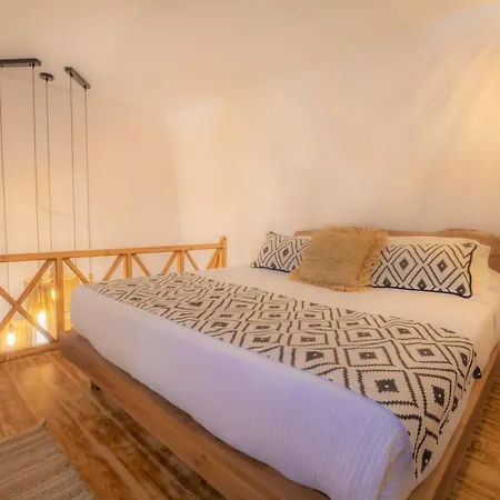 Lovely House At Village Center Feriehus Oia